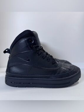 Nike ACG Woodside II Boot Triple Black Youth Size 7Y HF0767-001 Outdoors Camping
